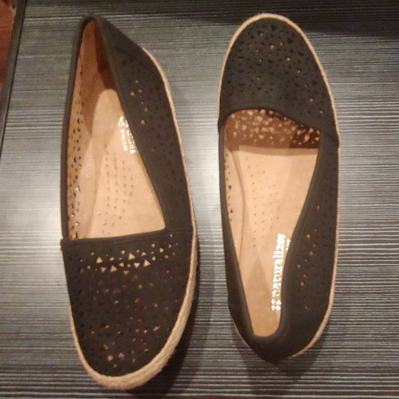 Naturalizer flats - Picture 1 of 1